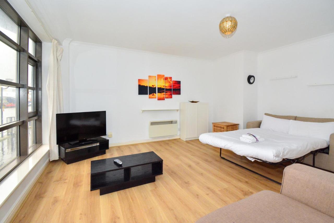 Apartment Wharf - Meridian Place 巴尔金 外观 照片